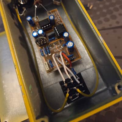 GoliathFX built Acapulco Gold Clone 2026 - Yellow with Green Splatter image 2