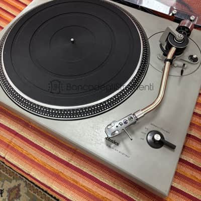 Technics SL-1500 Manual direct-drive turntable image 2