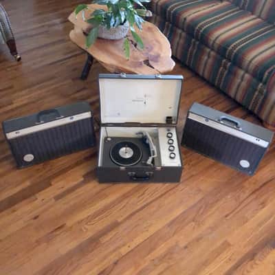 1962 Tube Record Changer Portable Stereo - Fully Refurbished image 6