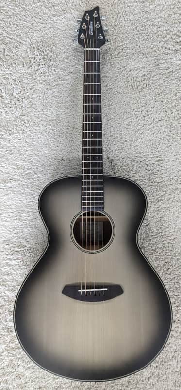 Breedlove Discovery S Concert Satin Spruce-Mahogany HB Guitar in Ghost Burst image 1