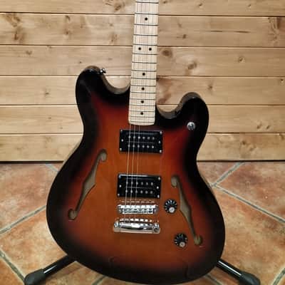 Squier Affinity starcaster - Sunburst image 1