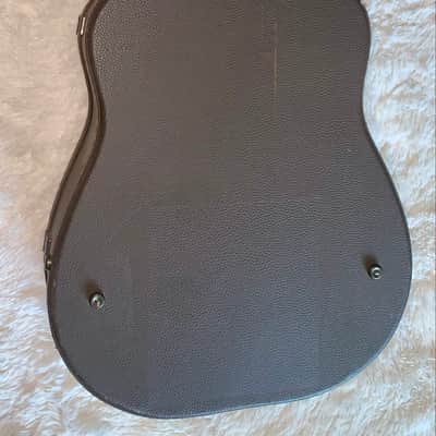 Washburn Hardshell case for acoustic guitar image 8