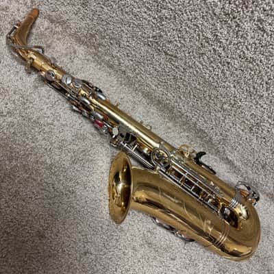 Bundy II Alto Saxophone w/ Case and Mouthpiece image 5
