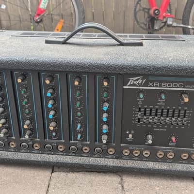 Peavey XR-600C Series 400BH 6-Channel Powered Mixer w/2-way Speaker Pair incl. Pole Stands image 2