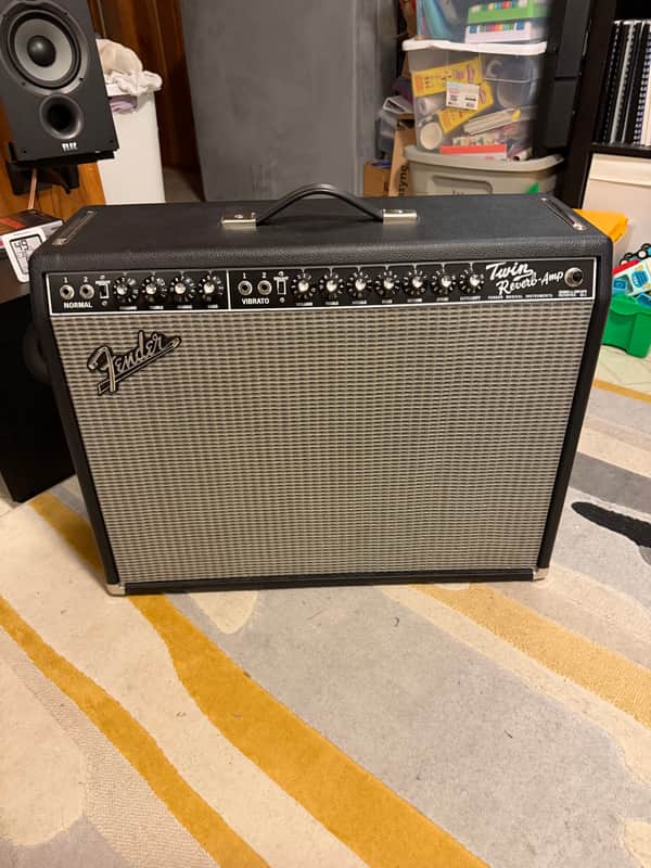 Fender '65 Twin Reverb Reissue 85-Watt 2x12" Guitar Combo 1991 - Present Black image 1