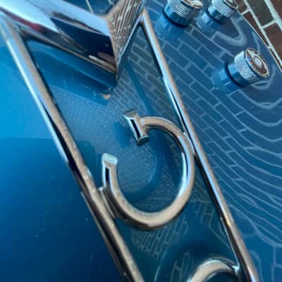 Gretsch Custom Shop Masterbuilt G6134CST Baritone Penguin NOS Lake Placid Blue With Case image 8