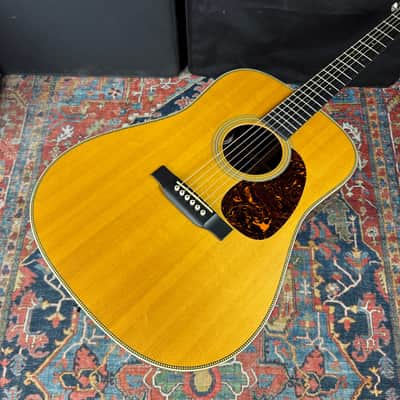 *Video* Martin HD-28E Retro Dreadnought with Fishman F1-Aura -  2013 image 5