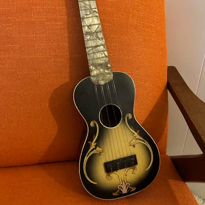 VERY RARE 1920s Richter Soprano Ukulele. Set up to play! image 1