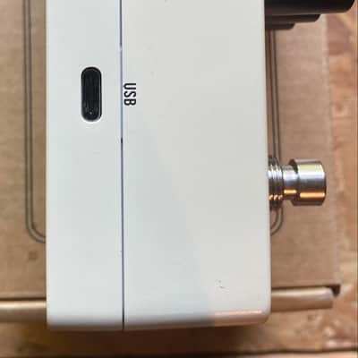 Universal Audio Evermore Studio Reverb 2023 - Present - Cream image 5