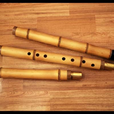 Long-Xiao Flute-Yellow Bamboo– Concert-Tuned Key E/D/C/B (Lowest Note), 8 Holes, 3 Piece - Finish with Lacquer Protection Inside, Xiao's tail is covered with buffalo horns image 6
