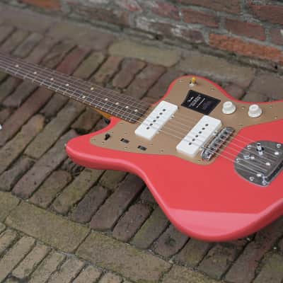 Fender Limited Edition Vintera II Road Worn 50s Jazzmaster- Fiesta Red(2) image 7
