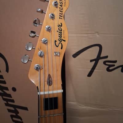 Fender Squier 2022 Classic Vibe ‘70s Olympic White Telecaster Thinline image 2