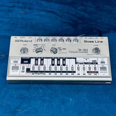 Roland TB-303 Vintage Analog Bass Synthesizer • Serviced • Excellent • Working Perfectly