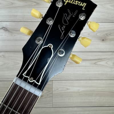 Gibson Custom Dealer Select 1956 Les Paul Standard Bigsby Electric Guitar - Ebony image 9