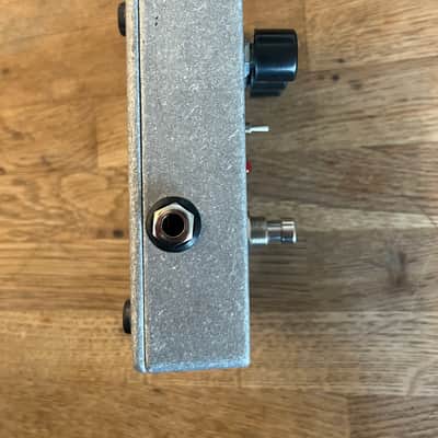 Electro-Harmonix Worm Analog Wah / Phaser / Vibrato / Tremolo + adapter image 5