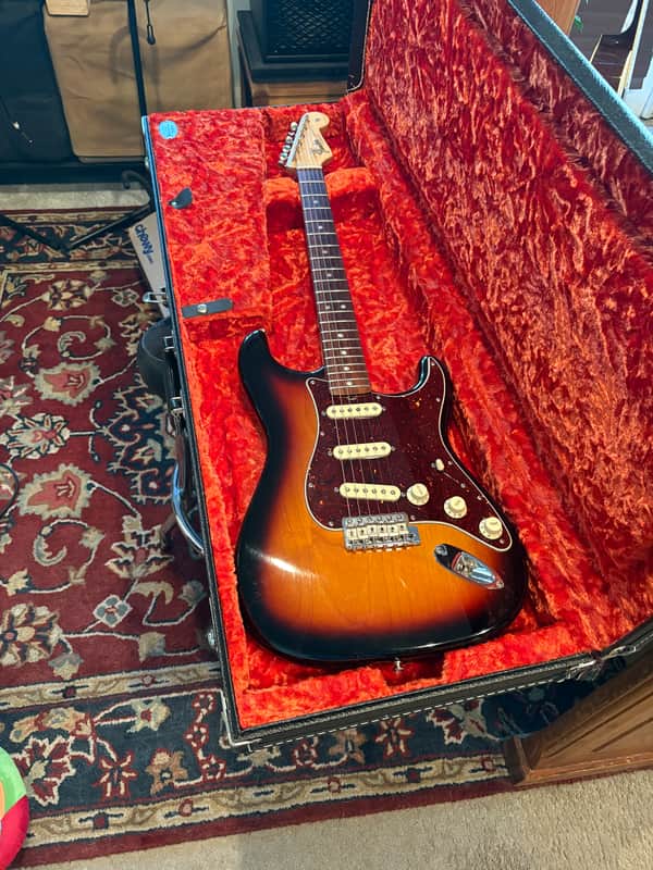 Fender American Original '60s Stratocaster with Rosewood Fretboard 2018 - 2021 3 Color Sunburst image 1