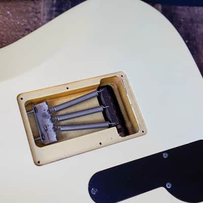 Ibanez PGM30-WH Paul Gilbert Signature with Lo TRS II Tremolo 1995 - 2002 - White image 10