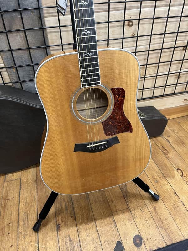 Vintage 1995 Taylor 610 Dreadnought Acoustic Guitar – Natural image 1