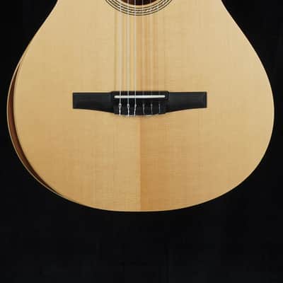 Preowned Taylor Academy 12e-N Walnut Grand Concert Size Acoustic-Electric Nylon String image 1