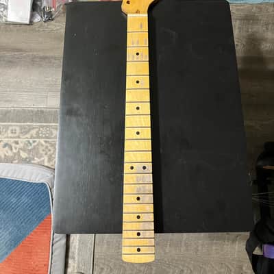 Warmoth Stratocaster replacement neck - Nitrocellulose Lacquer Relic Finish image 1