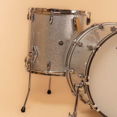 Gretsch USA 'Brooklyn' in Silver Sparkle - 14x22. 16x16, 9x13 image 7
