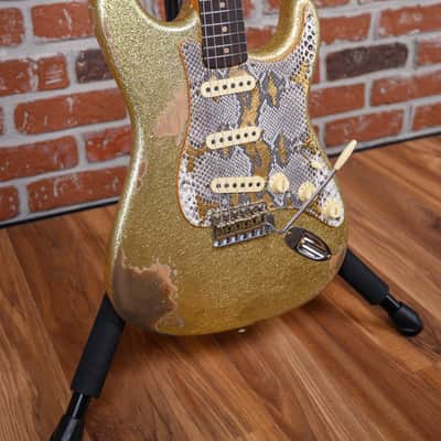 Fender Custom Shop W25 1962 Stratocaster Heavy Relic Gold Sparkle Boos Leather Custom Pickguard 2025 w/OHSC image 9
