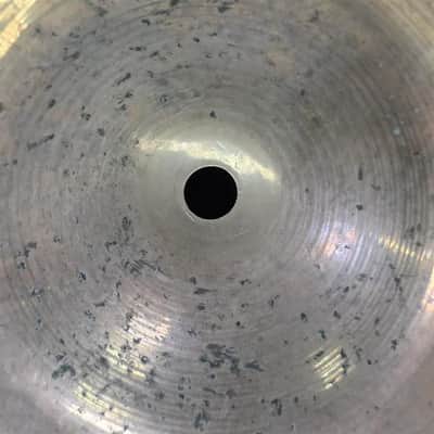 Used Zildjian A Medium Ride Cymbal 20" Brilliant - Fair image 3