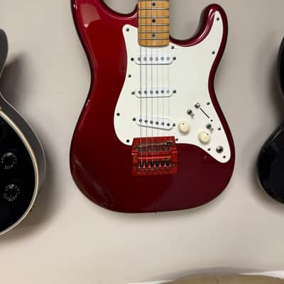 Fender American Stratocaster w/ Red Kahler Bridge 1984 - Red image 2