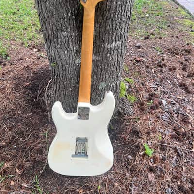 Fender Jimi Hendrix Voodoo Stratocaster 1997 - White image 5