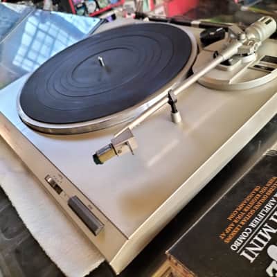 Technics SL-B210 Turntable image 3