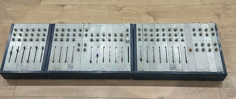 VEB Studio Leipzig KSG 625  mixer VEB Studio Leipzig KSG 625 vintage mixer 1970s 1970 - Silver image 1