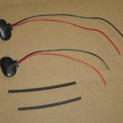 3 used genuine BOSS older battery clips (1 GRAY, early 1980s / 2 BLACK - one late from 1980s, other from 1990s) (NO pedals) - also including 2 new NON Boss battery clips, 2 extra wires, 2 pieces heat shrink tubing (AS IS / FINAL SALE- read description) image 21