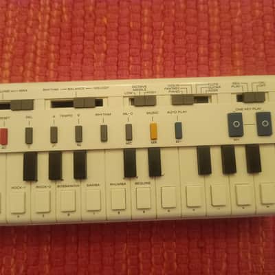 Casio VL-1 VL-Tone 29-Key Synthesizer Keyboard 1979 - 1984 - White image 6
