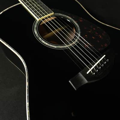 Yamaha LL16D Deluxe ARE Acoustic Electric Guitar Black w/Hard Case image 12