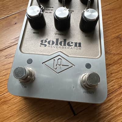Universal Audio Golden Reverberator 2021 - Present - Gold image 2