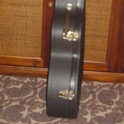 lightly handled (late 90s-early 00s) Taylor Grand Concert Deluxe Brown Hardshell Case (5200-54 but reg black lining) textured dark brown vinyl over 3-ply wooden structure, Foam padding covered w/ reg black plush  lining, brass plated HW, leather handle image 11
