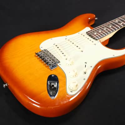 Fender American Performer Stratocaster Honey Burst 2019 USED 971 image 1
