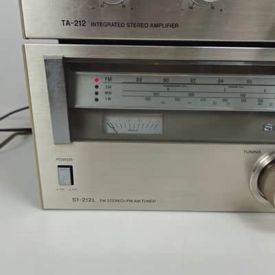Sony - TA-212 - Integrated Stereo Amplifier - ST-212L - FM Stereo/FM-AM Tuner image 9