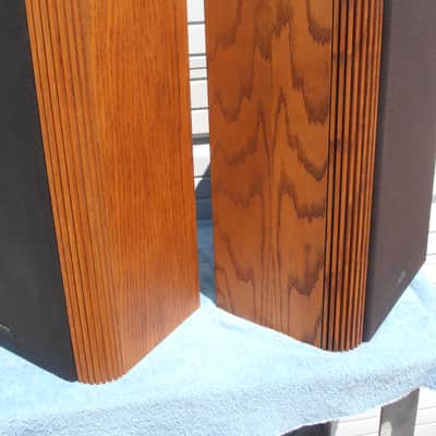 Infinity RS5B Speakers, Walnut, 1984 image 3