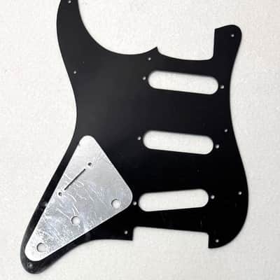 Pickguard for Fender Stratocaster, 11 Hole, 3-Ply, Black image 2