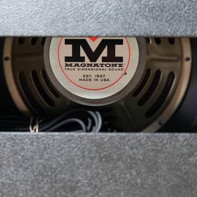 Magnatone Twilighter 22W Reverb/Vibrato 1x12” Combo Amp – Black w/ Black Grill image 9