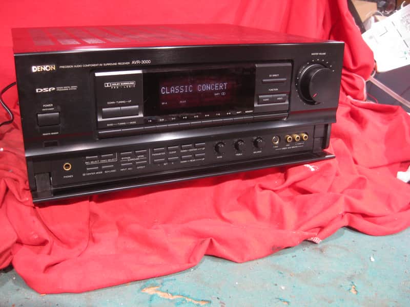 Denon AVR-3000 5.1 Home Theater Receiver image 1