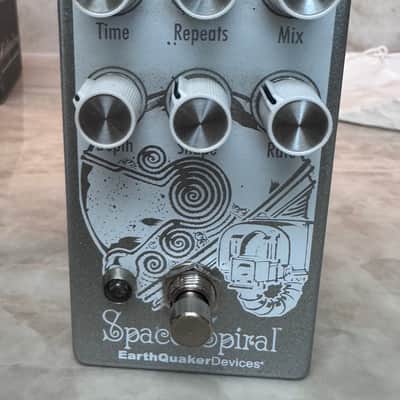 EarthQuaker Devices Space Spiral Modulated Delay Device V2 2019 - 2021 - Various image 1