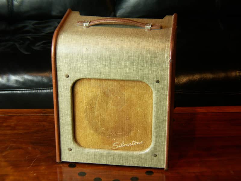 Silvertone Model 1340 3-Watt 1x6 Guitar Combo image 1