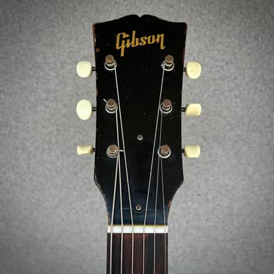 1947 Gibson LG-2 Sunburst W/Case image 3