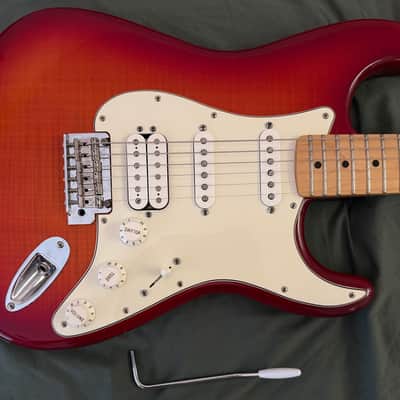 Fender Standard Stratocaster HSS Plus Top with Maple Fretboard 2013 - 2017 - Cherry Burst w/ Gig Bag image 6