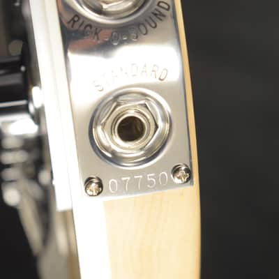 Mint Rickenbacker 4003 Bass Guitar Mapleglo image 10
