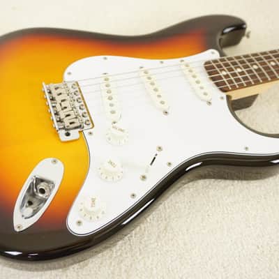 Fender Japan Stratocaster 2014 - 3-Color Sunburst image 3