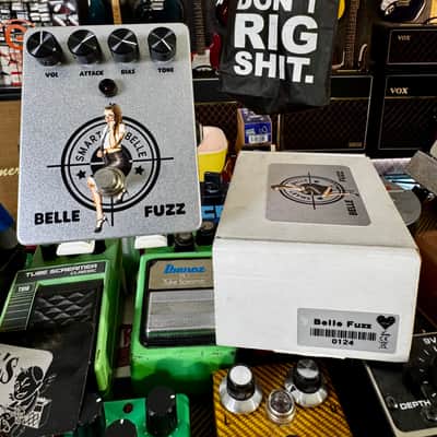 Smart Belle Fuzz Super Limited Edition Made in USA S/N : 0124 image 4