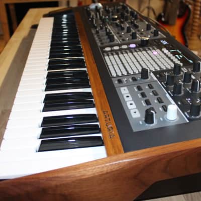 Arturia PolyBrute 61-Key Synthesizer 2021 - Present image 3